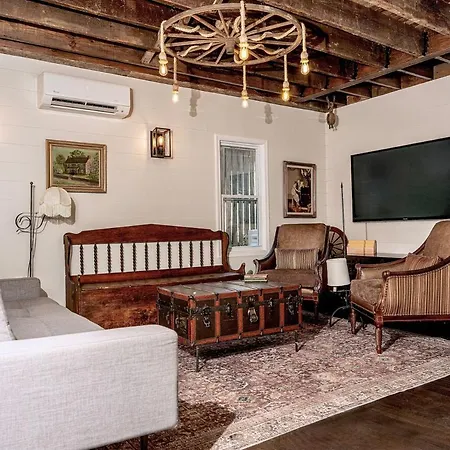 Luxury Historic Carriage House Villa